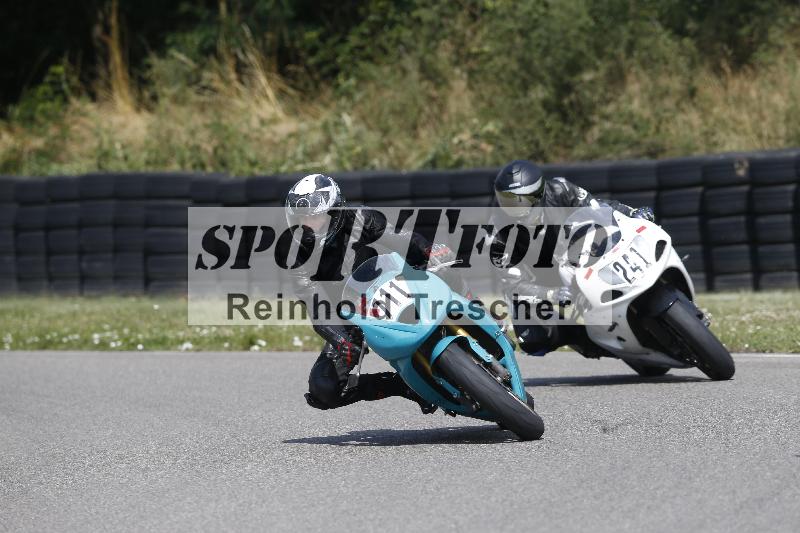 Archiv-2025/29 21.06.2025 PROMAX ADR/Gruppe rot/711